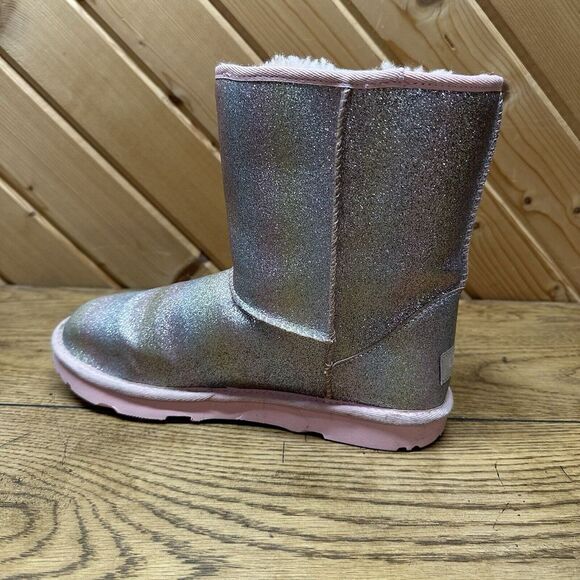 Ugg Classic II Metallic Glitter Pink Boots 6 Kids Rainbow Glitter 1130784K EUC - Picture 6 of 10